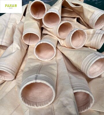 ถุงกรอง P84 ที่สามารถปรับแต่งได้ ผลิตด้วยผ้ากรอง 550 GSM P84 สําหรับระบบเก็บฝุ่นอุตสาหกรรมต่าง ๆ