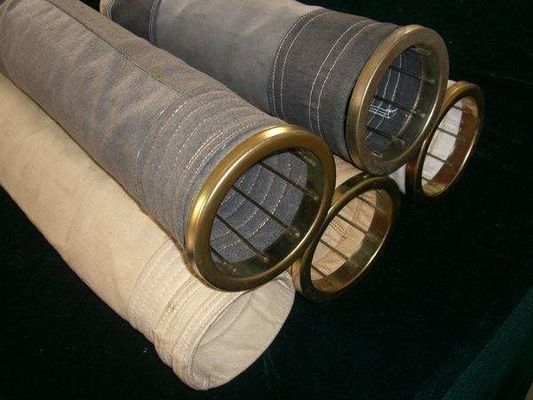 ถุงกรองเก็บฝุ่นพอลีเอสเตอร์ 550GSM ที่ทนทานต่อการสวมใส่สําหรับโรงงานปูนซีเมนต์
