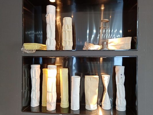 กระเป๋ากรองพอลิเอสเตอร์ PPS Nomex P84 Star Pleated สําหรับเครื่องเก็บฝุ่นกลับ